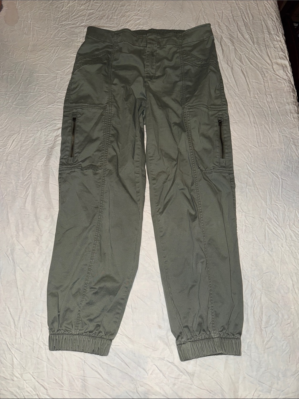 Gap Downtown Cargo Joggers – Olive Green Medium
